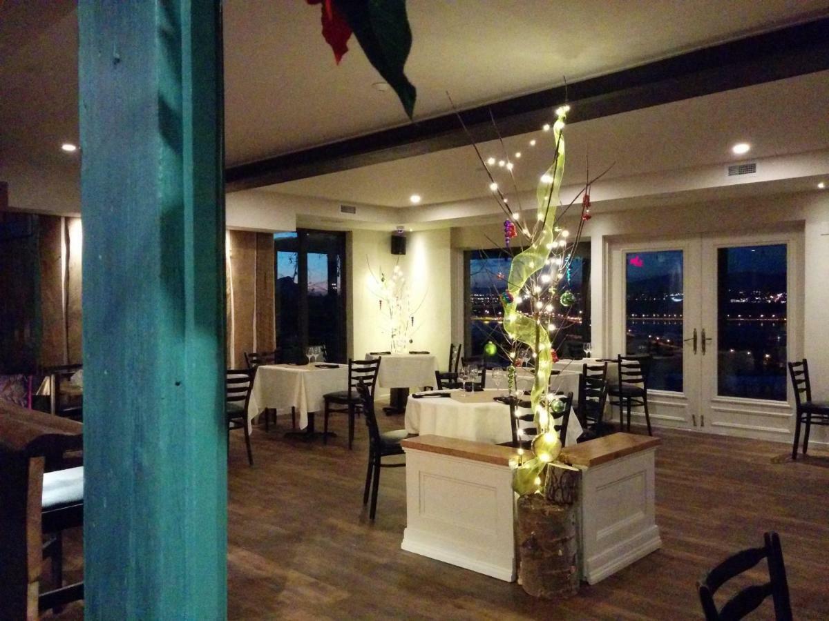莱斯安瑟特斯奥伯格酒店及餐厅 St-Pierre-de-l'Île-d'Orléans 外观 照片